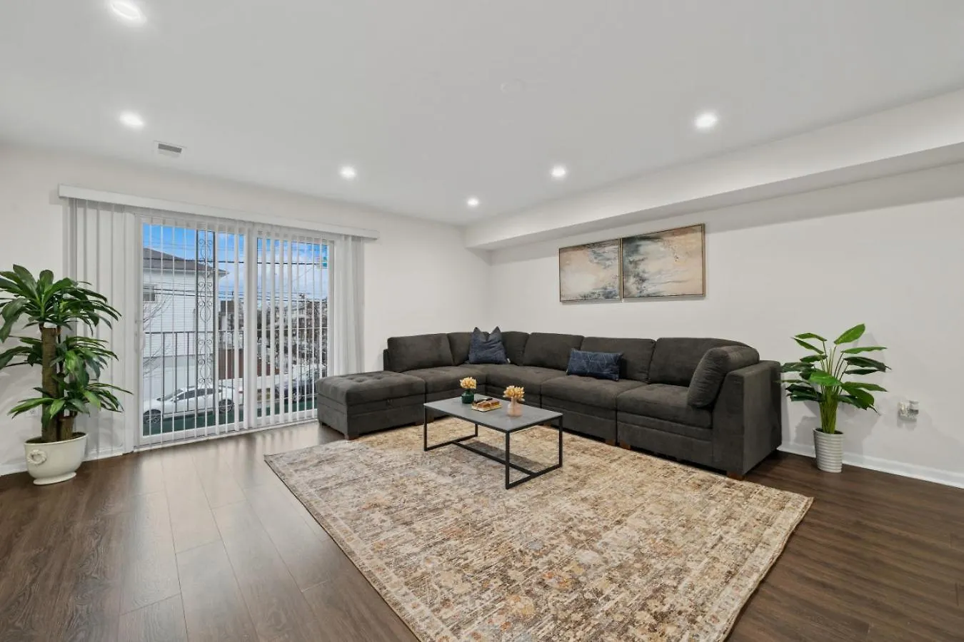 Holiday home Urbannest Xl 1 Sleeps 13Plus Bayonne United States